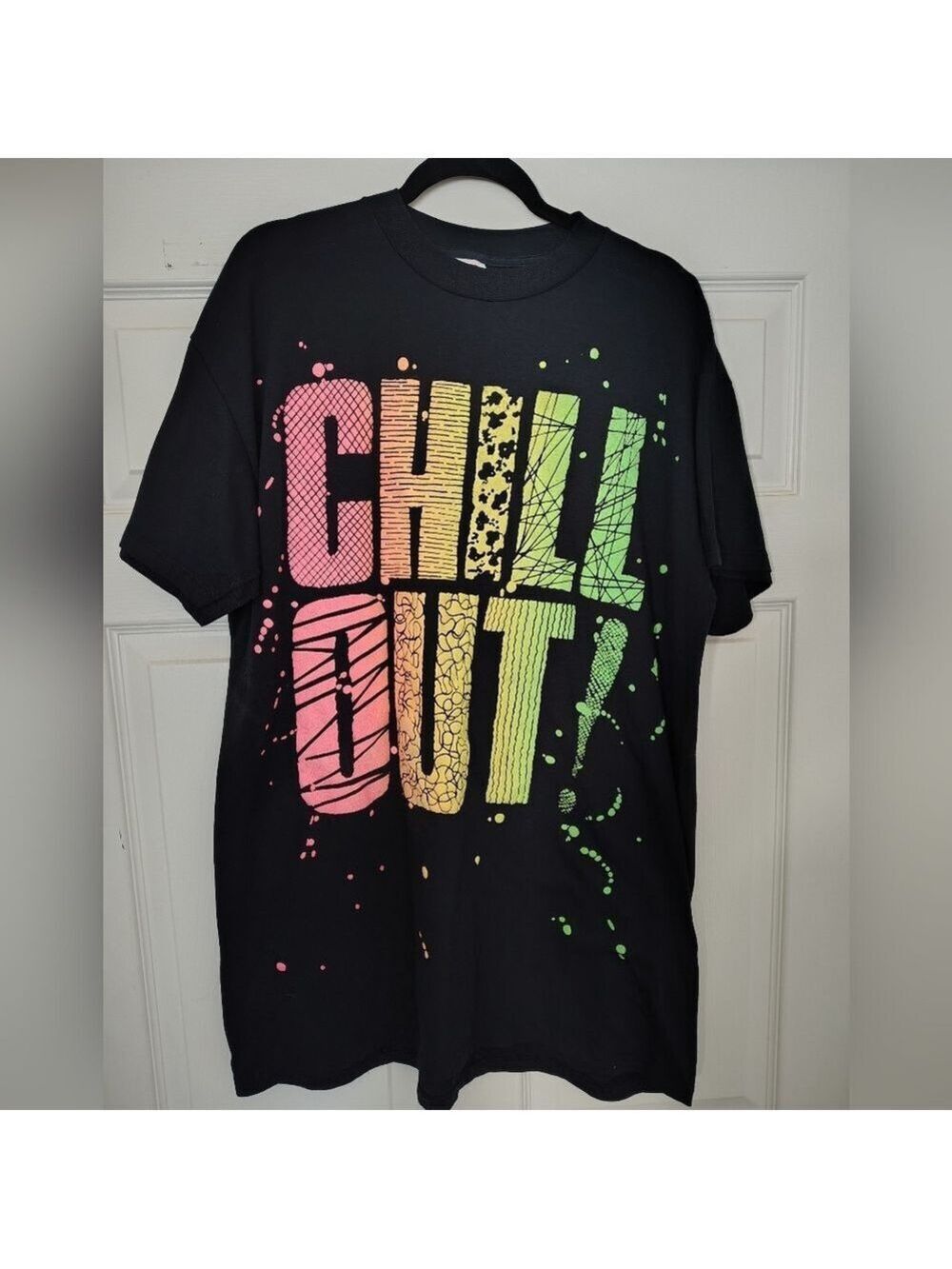 Vintage 90's Chill Out T-Shirt - Made In USA